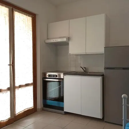 M424 - Marcelli, Bilocale Al Piano Terra In Zona Tranquilla Apartment